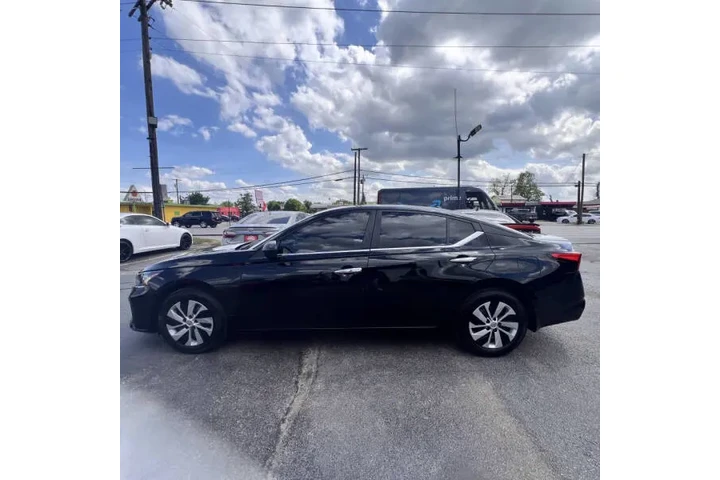 $22900 : 2025 Altima 2.5 S image 10