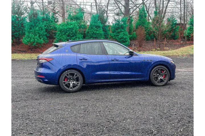 $27795 : Maserati Levante 2021 AWD S image 9