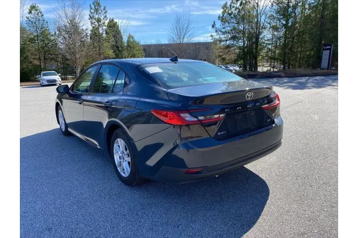 $25420 : Toyota Camry 2025 LE 4dr Sed image 4