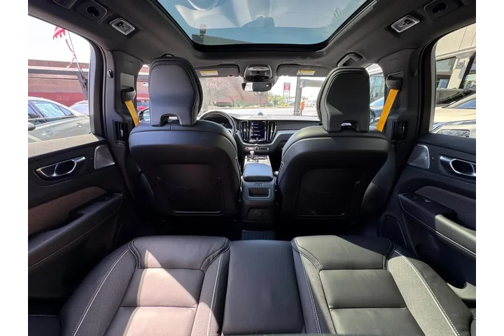 $26395 : Volvo XC60 Recharge 2021 eAW image 9