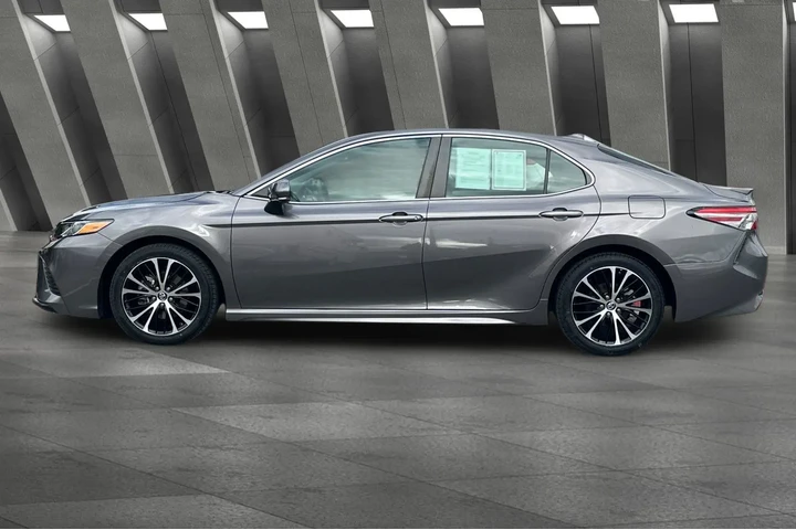 $21500 : Toyota Camry 2019 SE 4dr Sed image 7