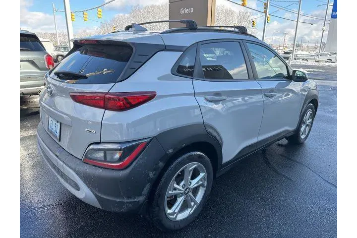 $21577 : Hyundai KONA 2023 AWD SEL 4d image 4