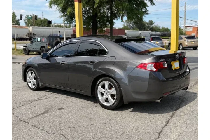 2010 TSX w/Tech image 5