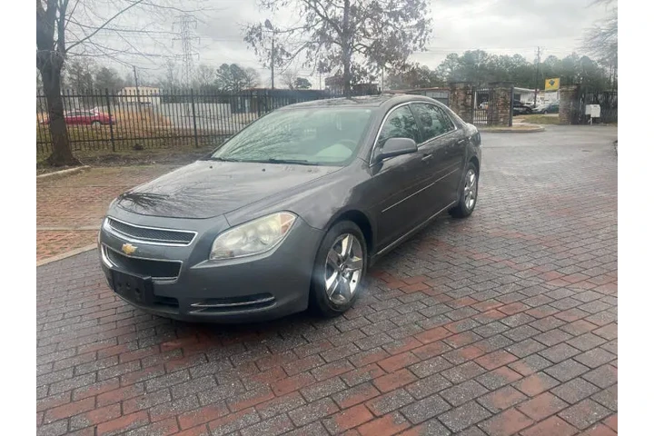 $4350 : 2011 Malibu LS image 3