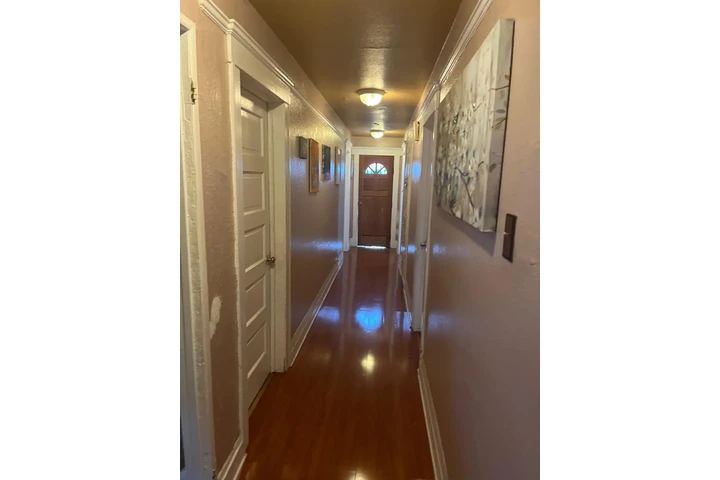 $750 : Rento En Los Angeles $750 image 5