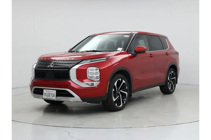 $23998 : Mitsubishi Outlander 2023 SE image 4