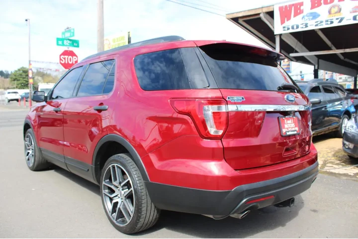 $12995 : 2016 Explorer FWD 4dr Base image 4