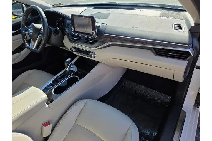 $21500 : Nissan Altima 2022 AWD 2.5 P image 9