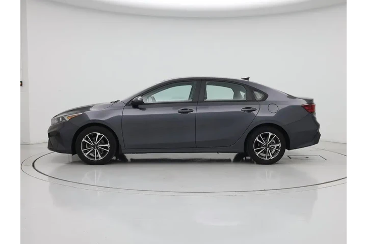 $19998 : Kia Forte 2023 LXS 4dr Sedan image 3