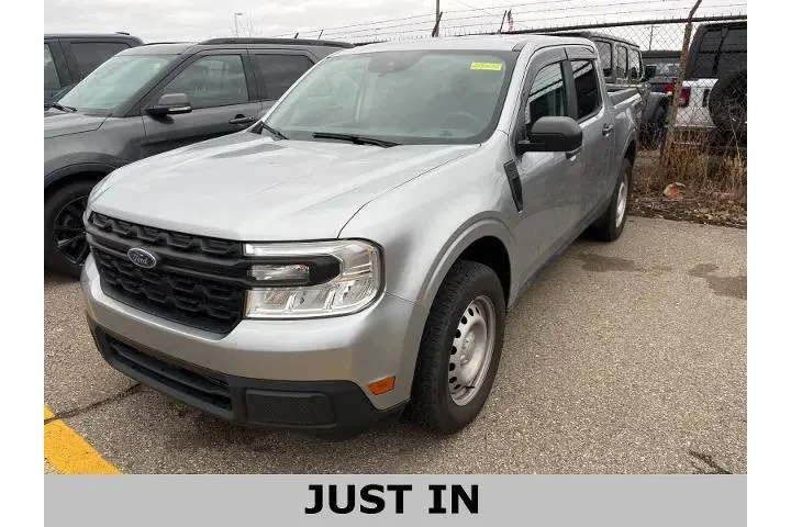 $21900 : Ford Maverick 2022 AWD XL 4d image 1