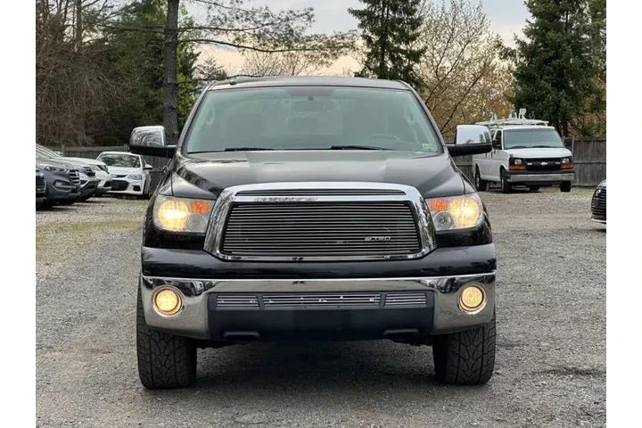 $17990 : 2012 Tundra Grade image 3