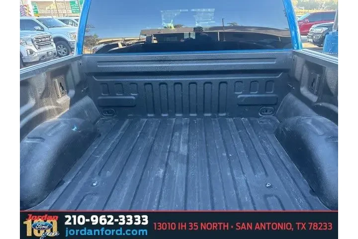 $23374 : Ford F-150 2021 4x2 XL 4dr S image 9