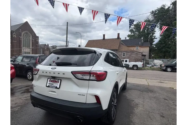 $16995 : 2021 Escape SE image 8
