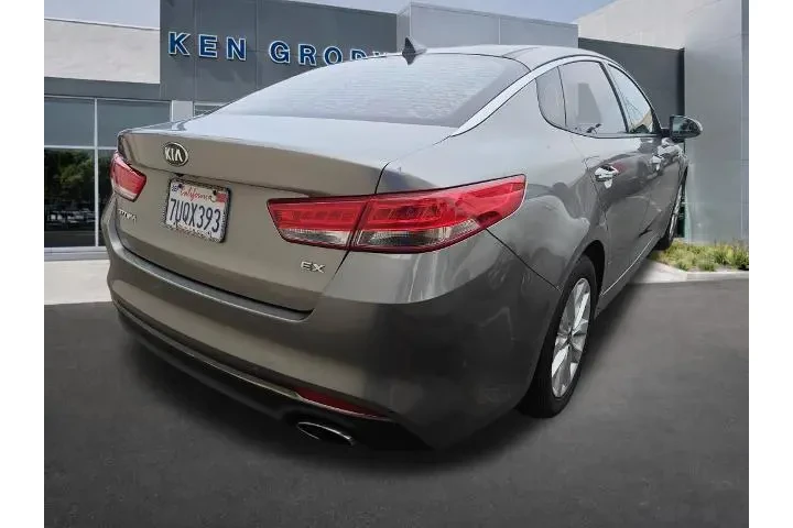 $13915 : Kia Optima 2016 EX 4dr Sedan image 3