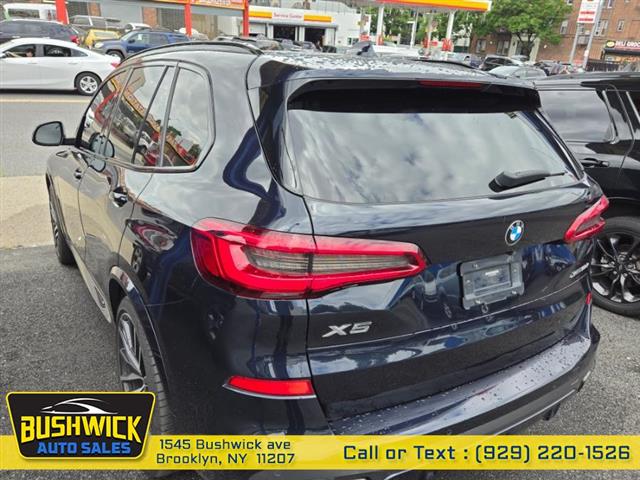 $33995 : Used 2019 X5 xDrive50i Sports image 4