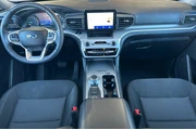 Ford Explorer 2023 AWD XLT 4