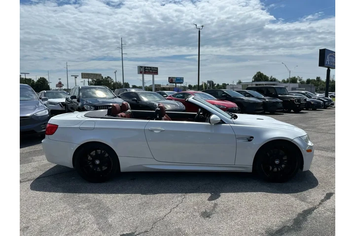 2012 BMW M3 CONVERTIBLE 2D image 10