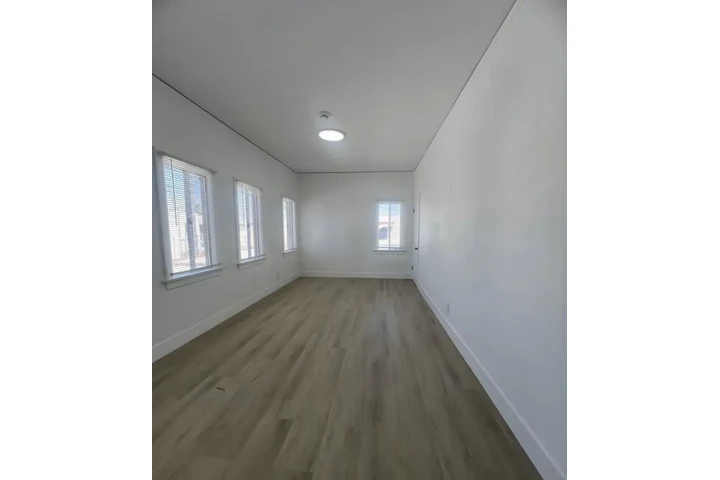 $1100 : ¡Hermoso apto de 1 habitación! image 3