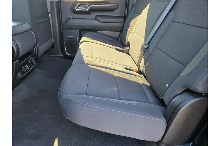 $39494 : Chevrolet Silverado 1500 202 image 4