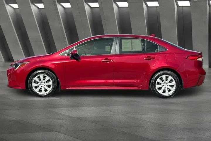$21500 : Toyota Corolla 2022 LE 4dr S image 10