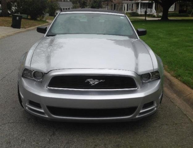 $7700 : 2014 Ford Mustang Convertible image 1