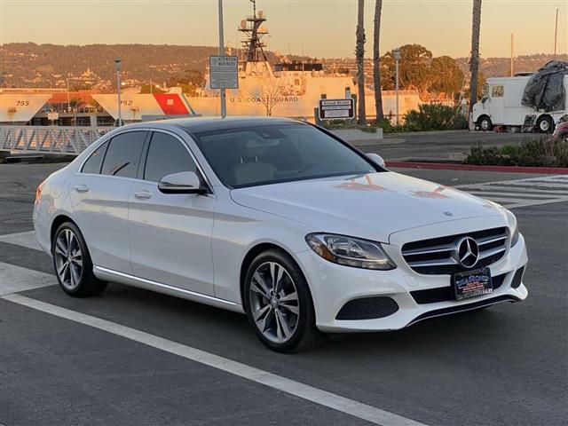 $15988 : 2017 C 300 Sedan with Luxury image 4