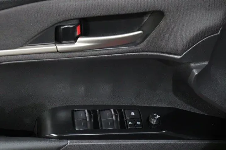 $31844 : Toyota Camry 2026 LE 4dr Sed image 7