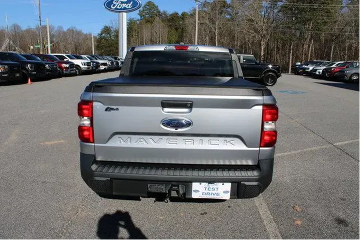 $27991 : Ford Maverick 2024 AWD XLT 4 image 7