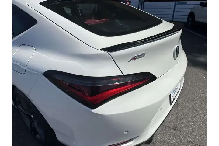 $30595 : Acura Integra 2025 4dr Liftb image 9