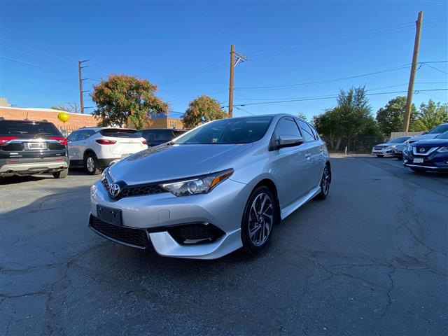 $14588 : 2018 Corolla iM LE, CLEAN CAR image 3