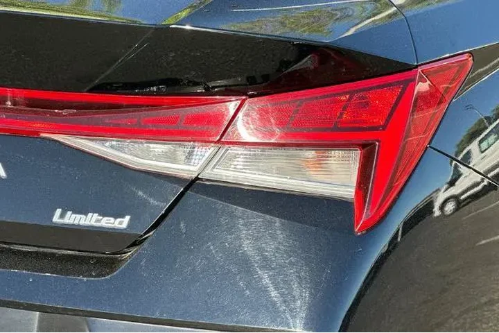 $19740 : Hyundai ELANTRA 2024 Limited image 9