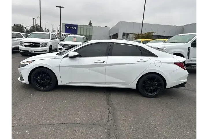 $19750 : Hyundai ELANTRA 2021 Limited image 2