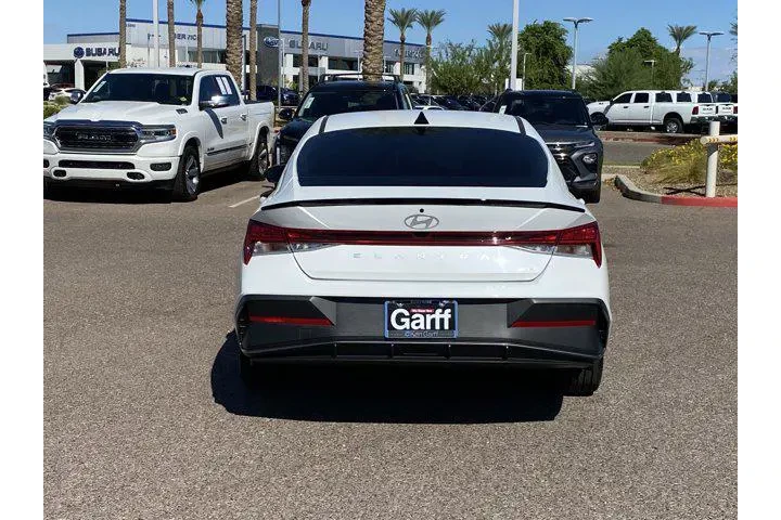 $22990 : Hyundai ELANTRA Hybrid 2025 image 4