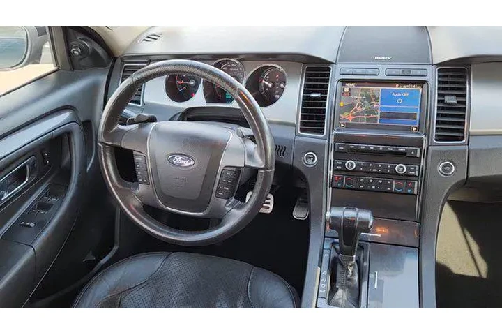 $8970 : Ford Taurus 2011 AWD SHO 4dr image 5