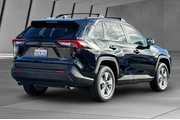 $32900 : Toyota RAV4 Hybrid 2025 AWD thumbnail