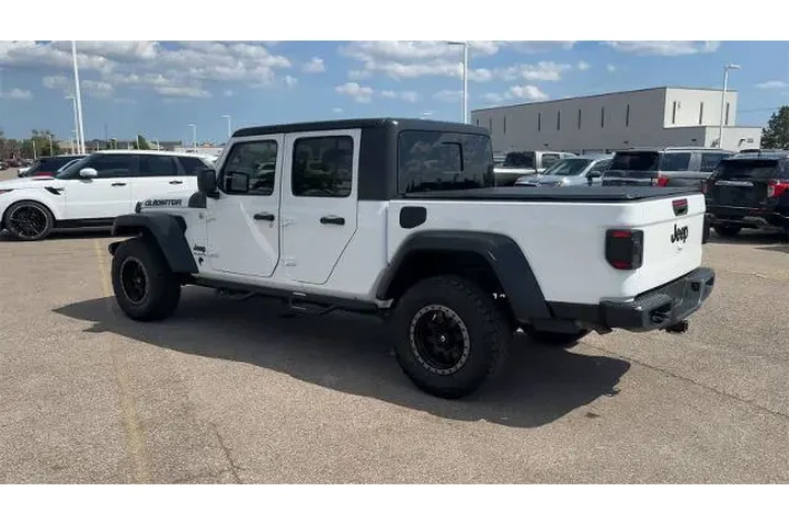 $25995 : Jeep Gladiator 2020 4x4 Spor image 6