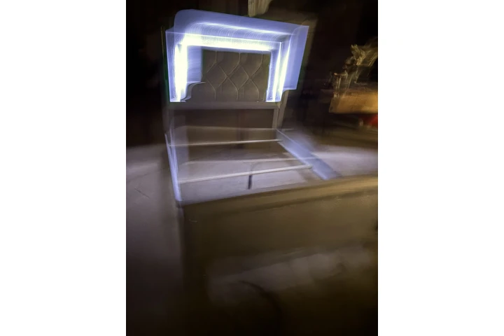 $300 : Cama de Ashley image 3