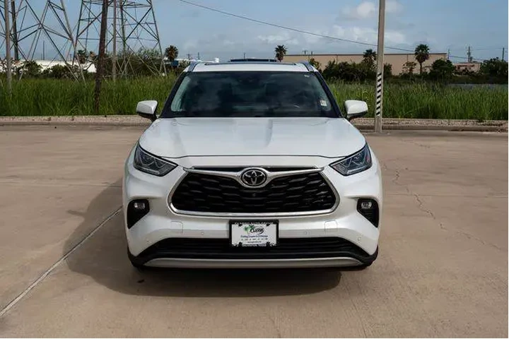 $36180 : Toyota Highlander 2022 Limit image 2