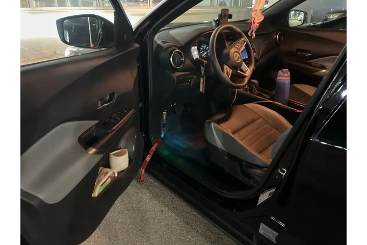 $21380 : Nissan Kicks 2023 SR 4dr Cro image 6