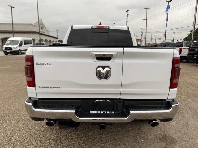 $51703 : 2022 RAM 1500 Limited image 4