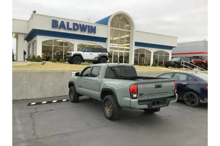 $37950 : Toyota Tacoma 2023 4x4 TRD P image 5