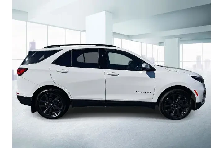 $27349 : Chevrolet Equinox 2024 4x4 R image 2