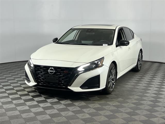 $22973 : NISSAN ALTIMA 2.0 SR image 3