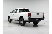 $21998 : Toyota Tacoma 2021 4x2 SR 4d thumbnail