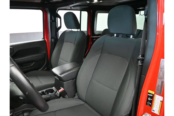 $30568 : Jeep Wrangler Unlimited 2022 image 10