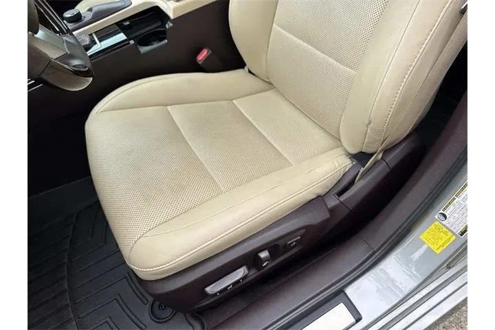 $21470 : Lexus ES 350 2016 4dr Sedan image 10