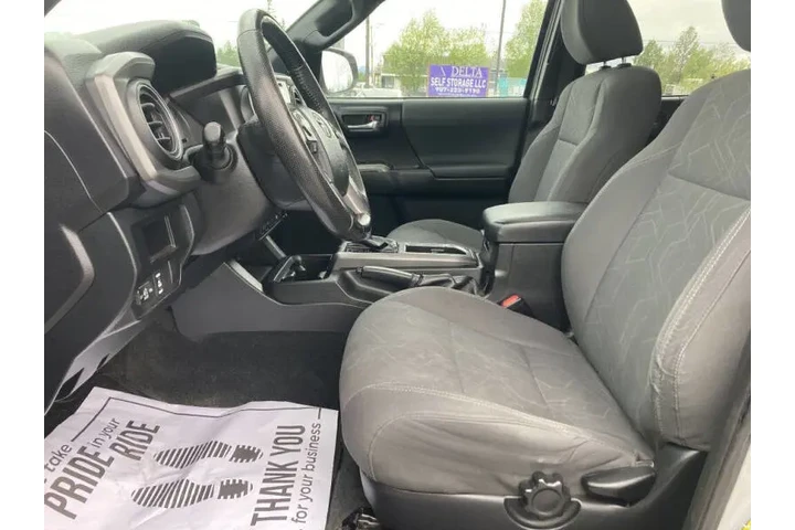 $31999 : 2016 Tacoma image 6