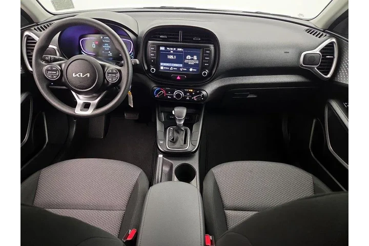 $18998 : Kia Soul 2025 LX 4dr Crossov image 9