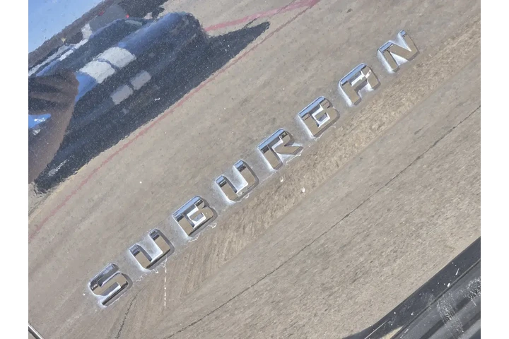 Chevrolet Suburban 2018 4x4 image 8