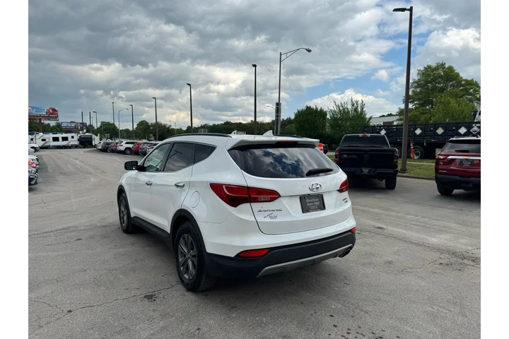$8450 : 2014 Santa Fe Sport AWD 4dr 2 image 4